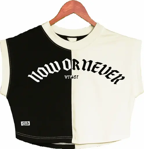 Crop Top Oversize “Now or Never Chess”